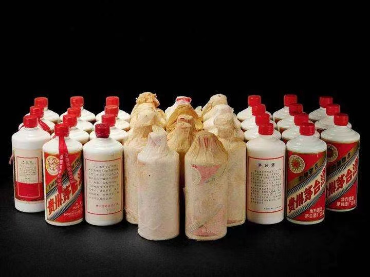 德庆日照岚山回收酒价格哪里回收(附近上门回收茅台酒）?